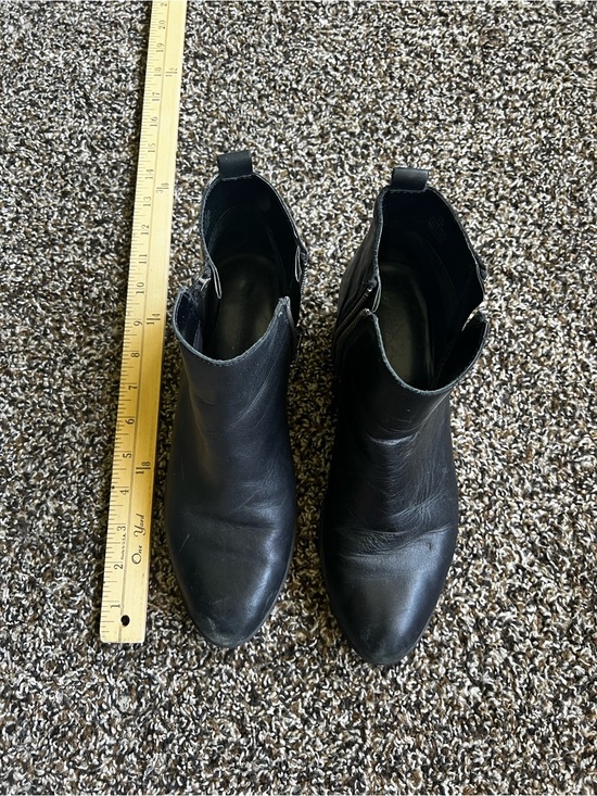 Ralph Lauren Shoes - Ralph Lauren Black Leather Pointed Ankle Booties